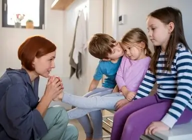 Mother for 4 kids is using Magnesium Oil on kids feet